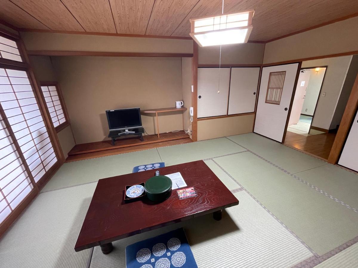 Hotel Isodokei Shirahama Esterno foto