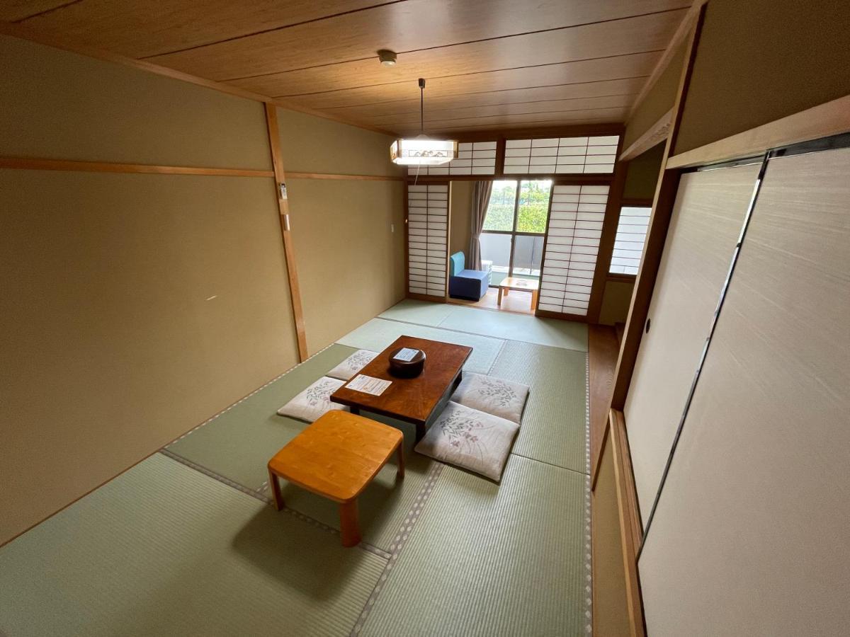 Hotel Isodokei Shirahama Esterno foto